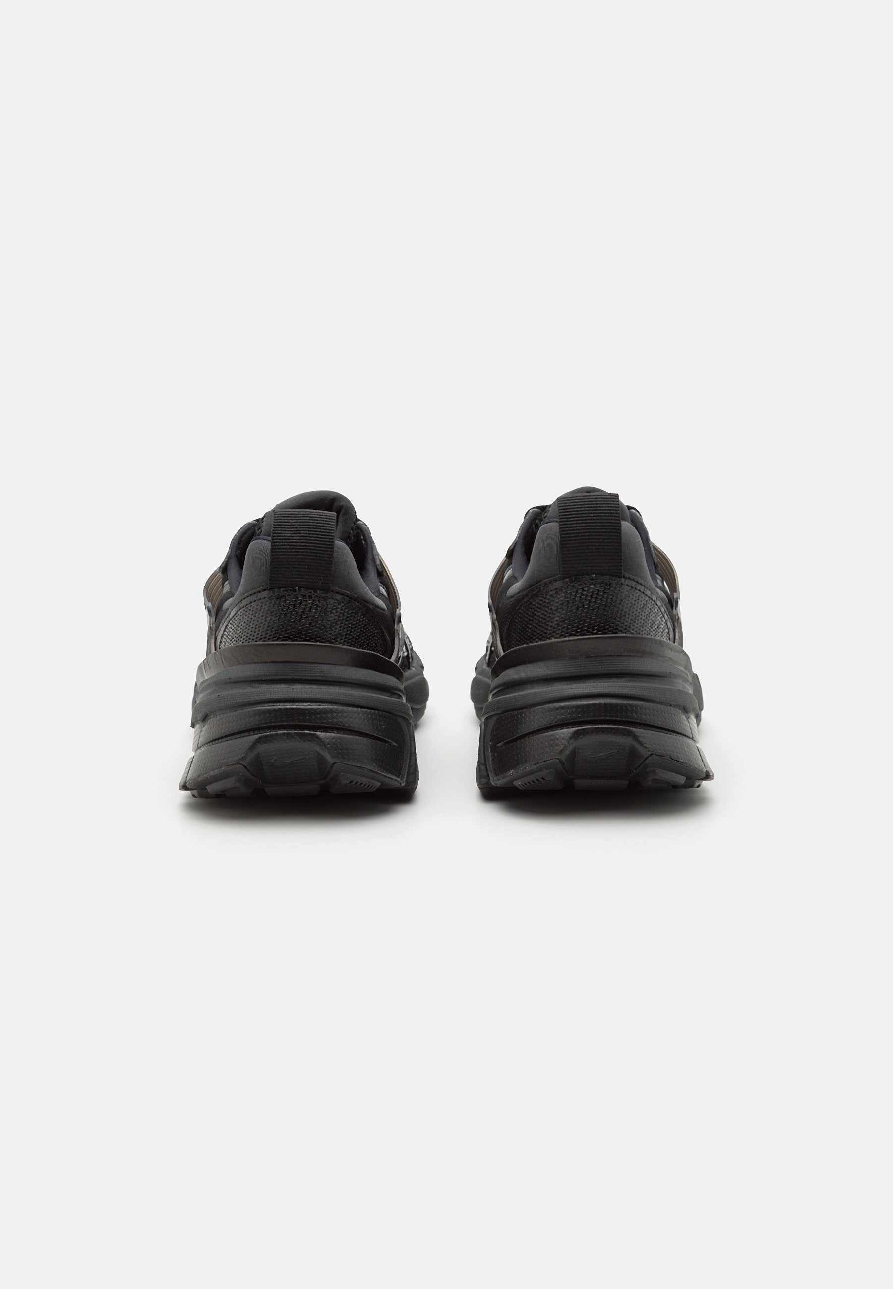 Nike Sportswear V2K RUN