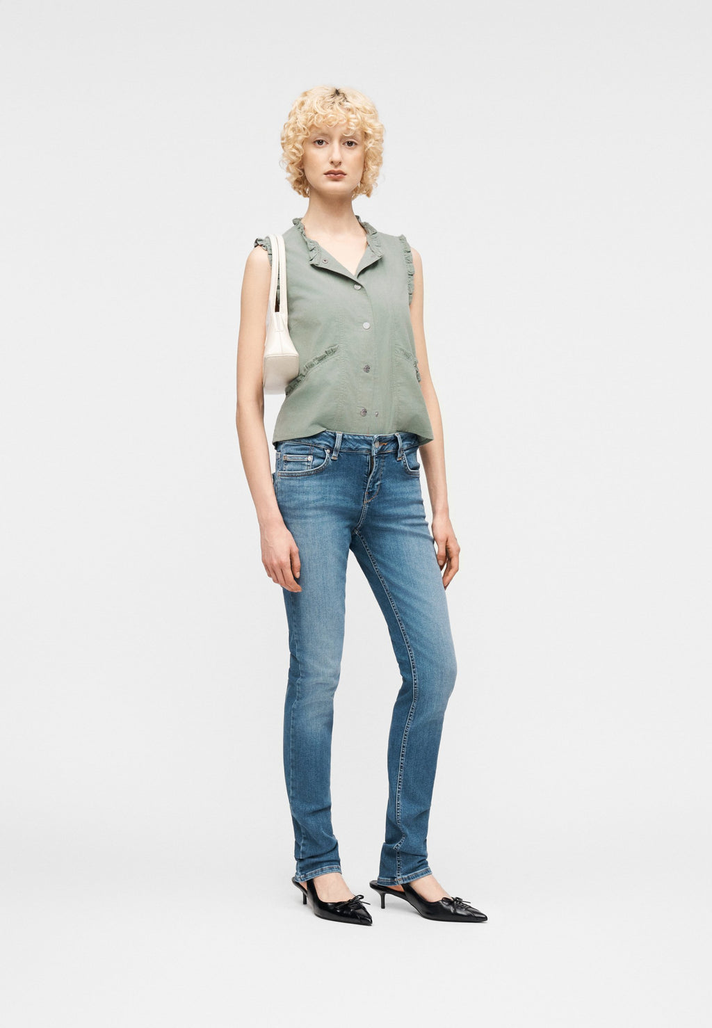 ONLAIME WAISTCOAT Media 2