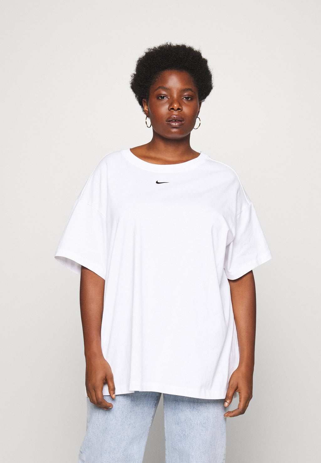 Nike Sportswear TEE