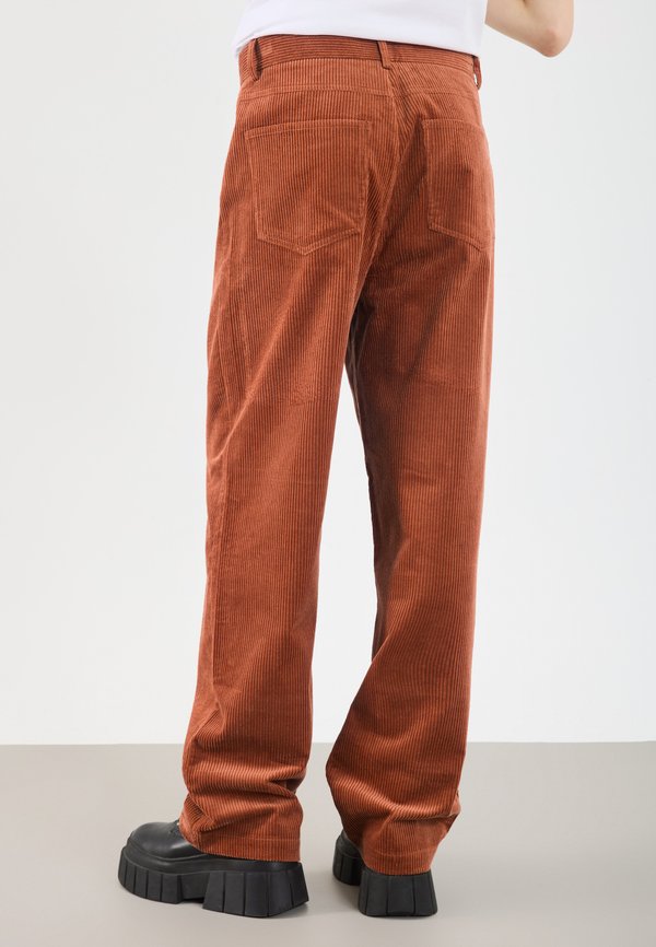YOURTURN by Zalando UNISEX
