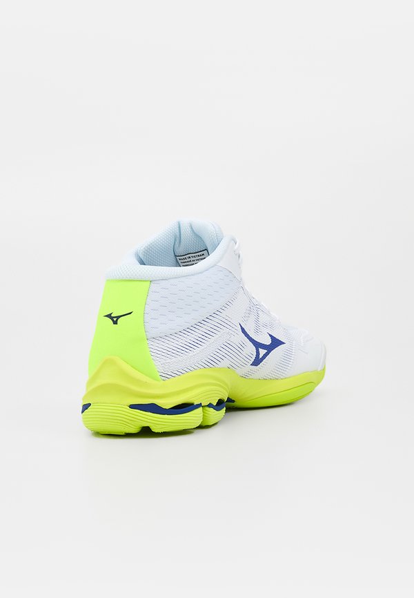 Mizuno WAVE LIGHTNING PRO