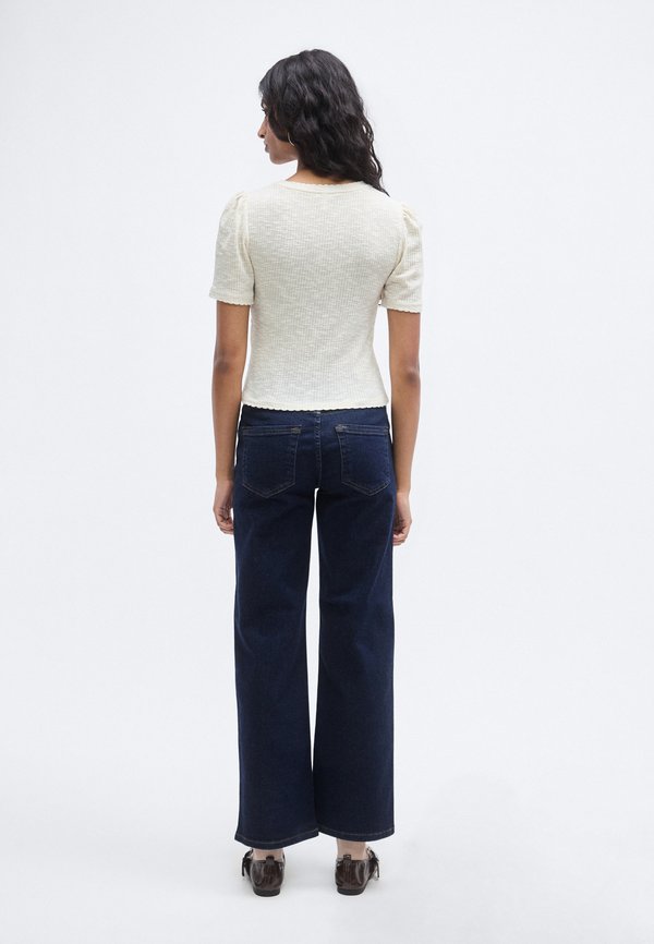 ONLY Petite ONLNICOLE LIFE O NECK SCALLOP