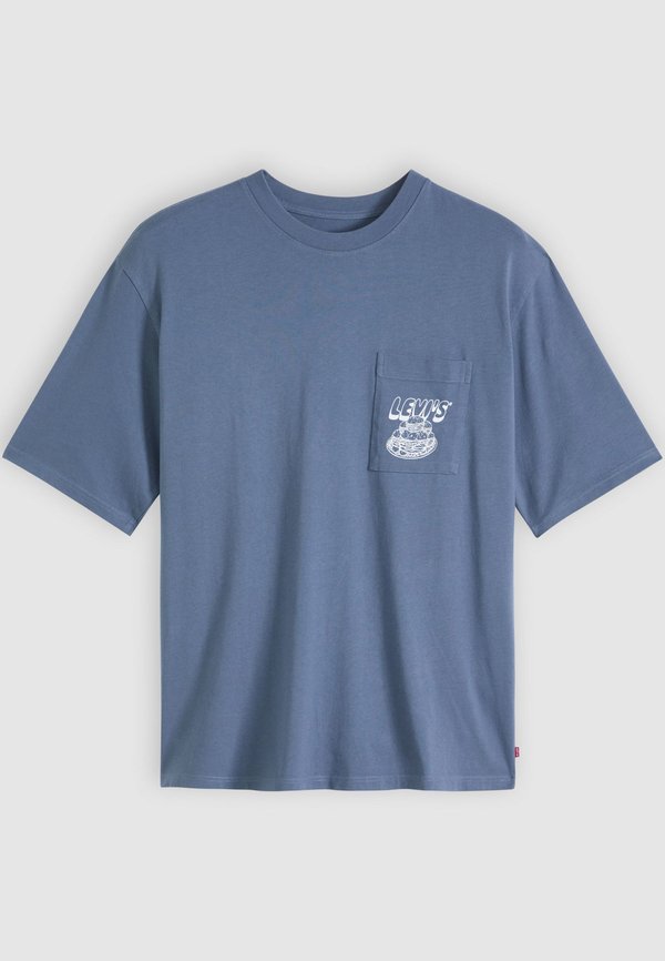 Levi's® LSE HALF SLEEVE GR PCKT - Print T-shirt - flavor lvintage indigo white logo