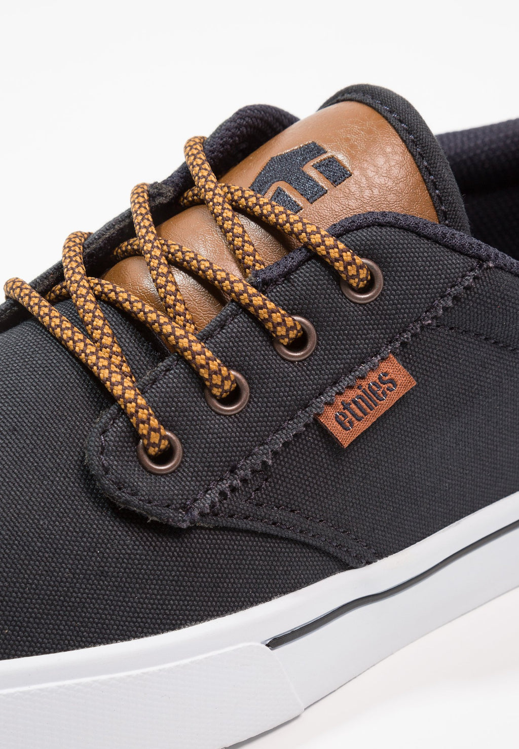 Etnies