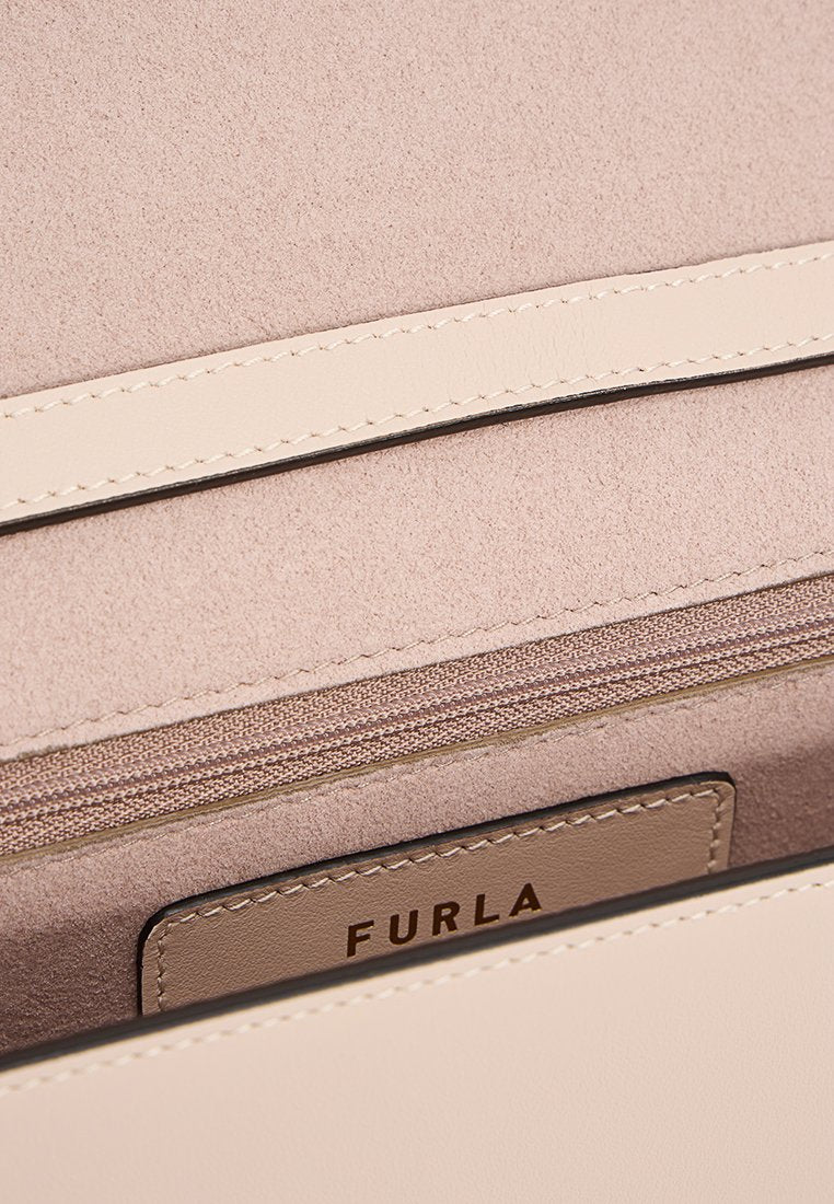 Furla