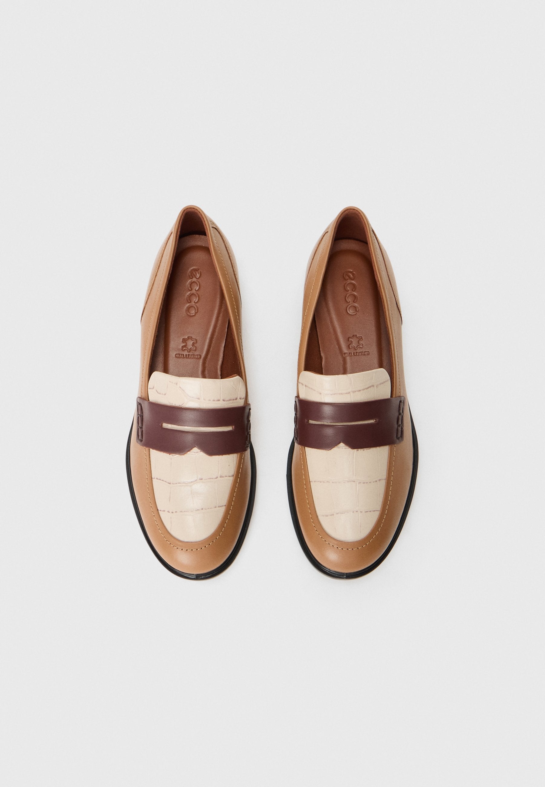 ECCO Slipper Media 4