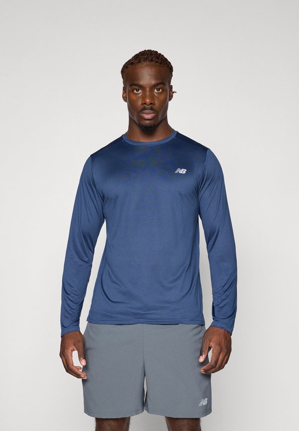 New Balance SPORT ESSENTIALS LONG SLEEVE - Long sleeved top - navy