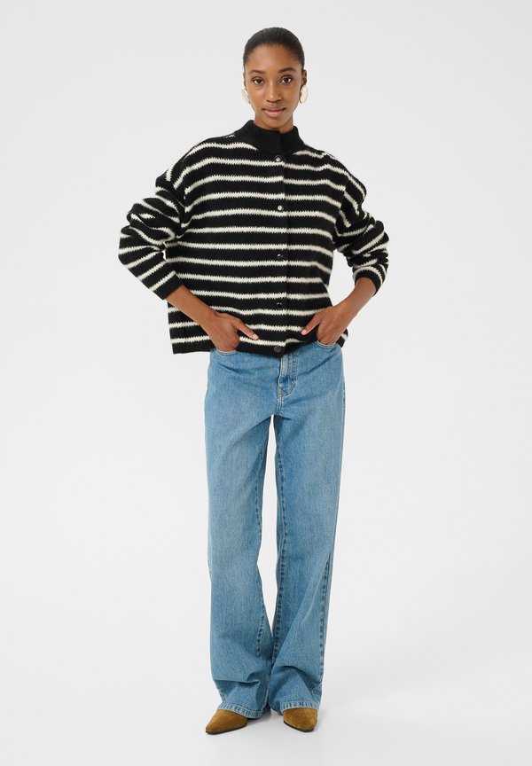 Gestuz GZALPHA SHORT STRIPED