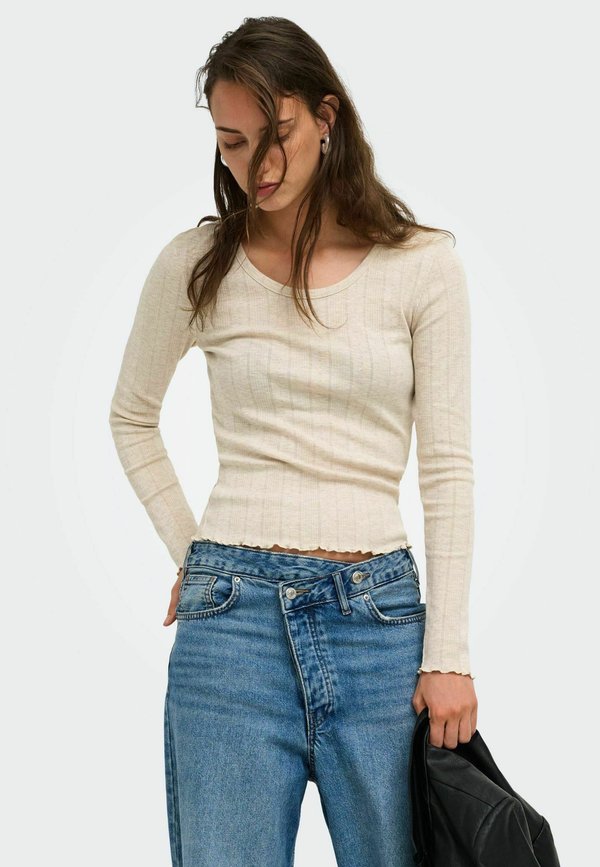 ONLY ONLTENNA O-NECK L/S TOP JRS NOOS - Long sleeved top - oatmeal