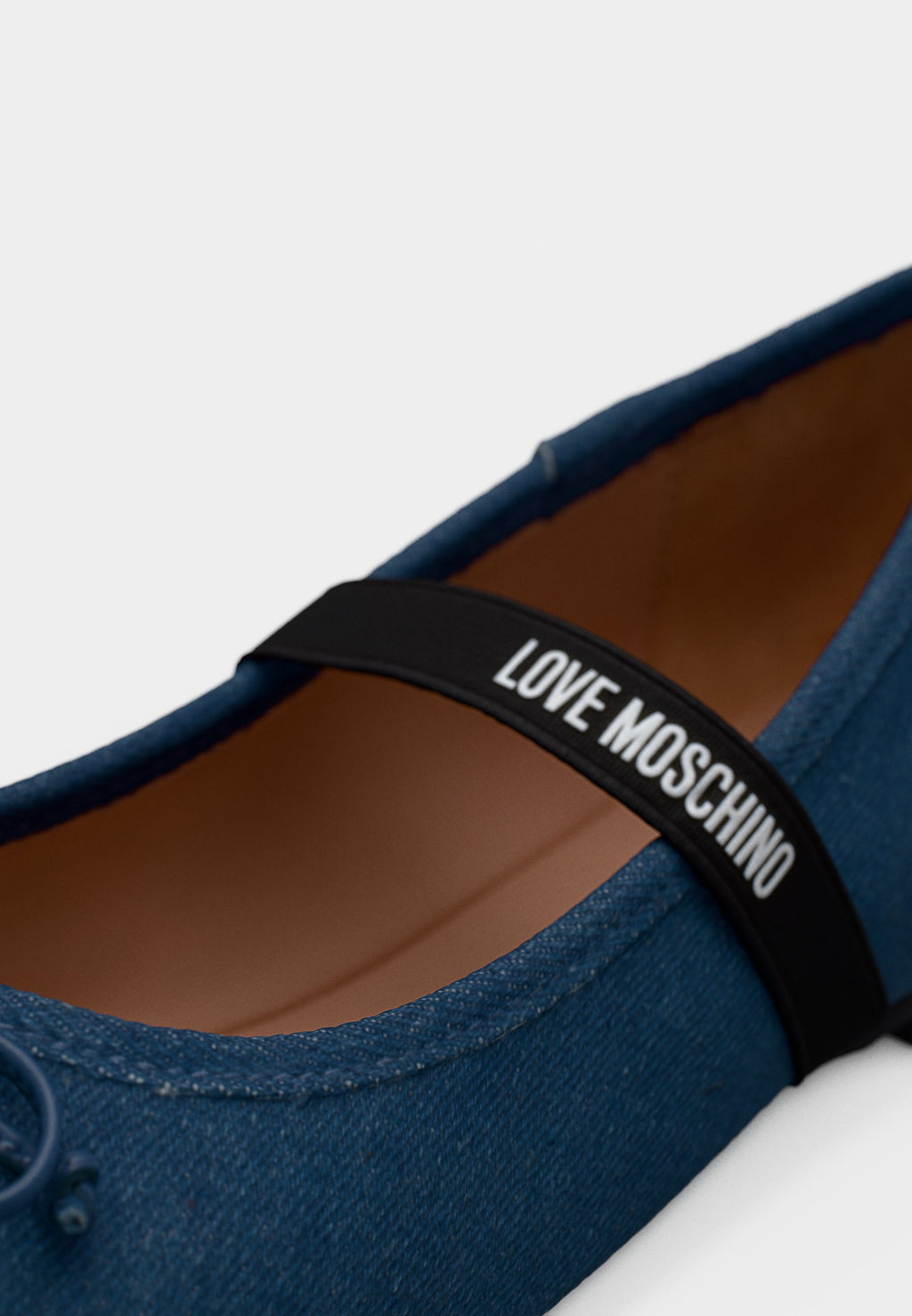 Love Moschino
