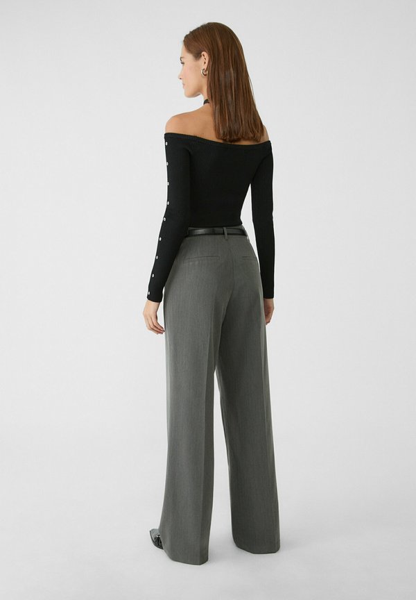 Stradivarius FLOWING SMART