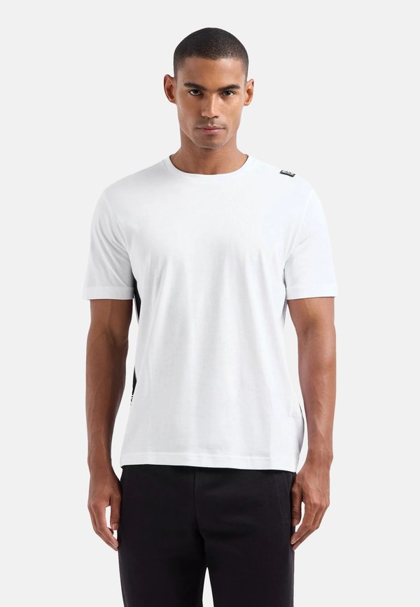 EA7 Emporio Armani T-SHIRT