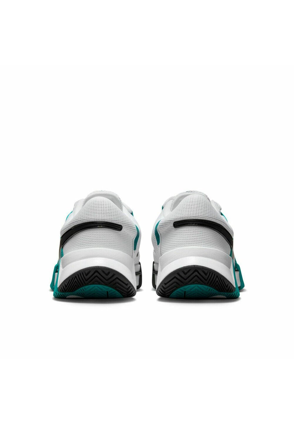 Nike Performance