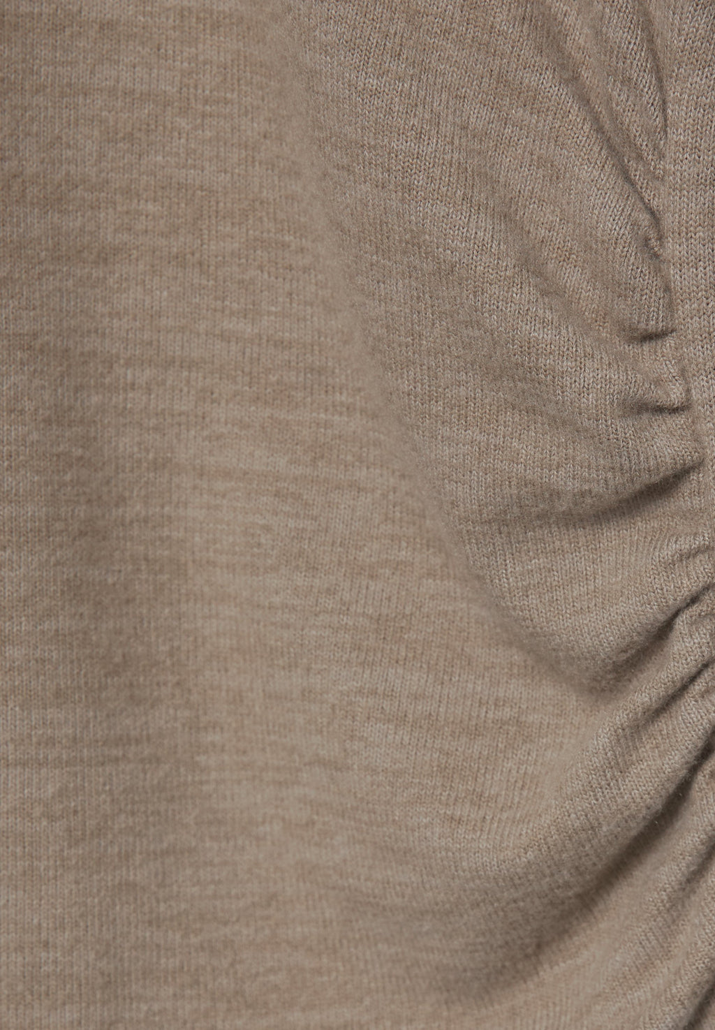 PULL&BEAR SOFT TOUCH GATHERED