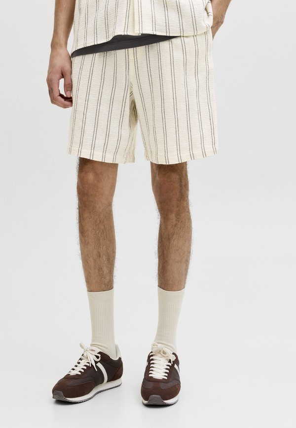 Jack & Jones JPSTJAIDEN  - Shorts - weiß