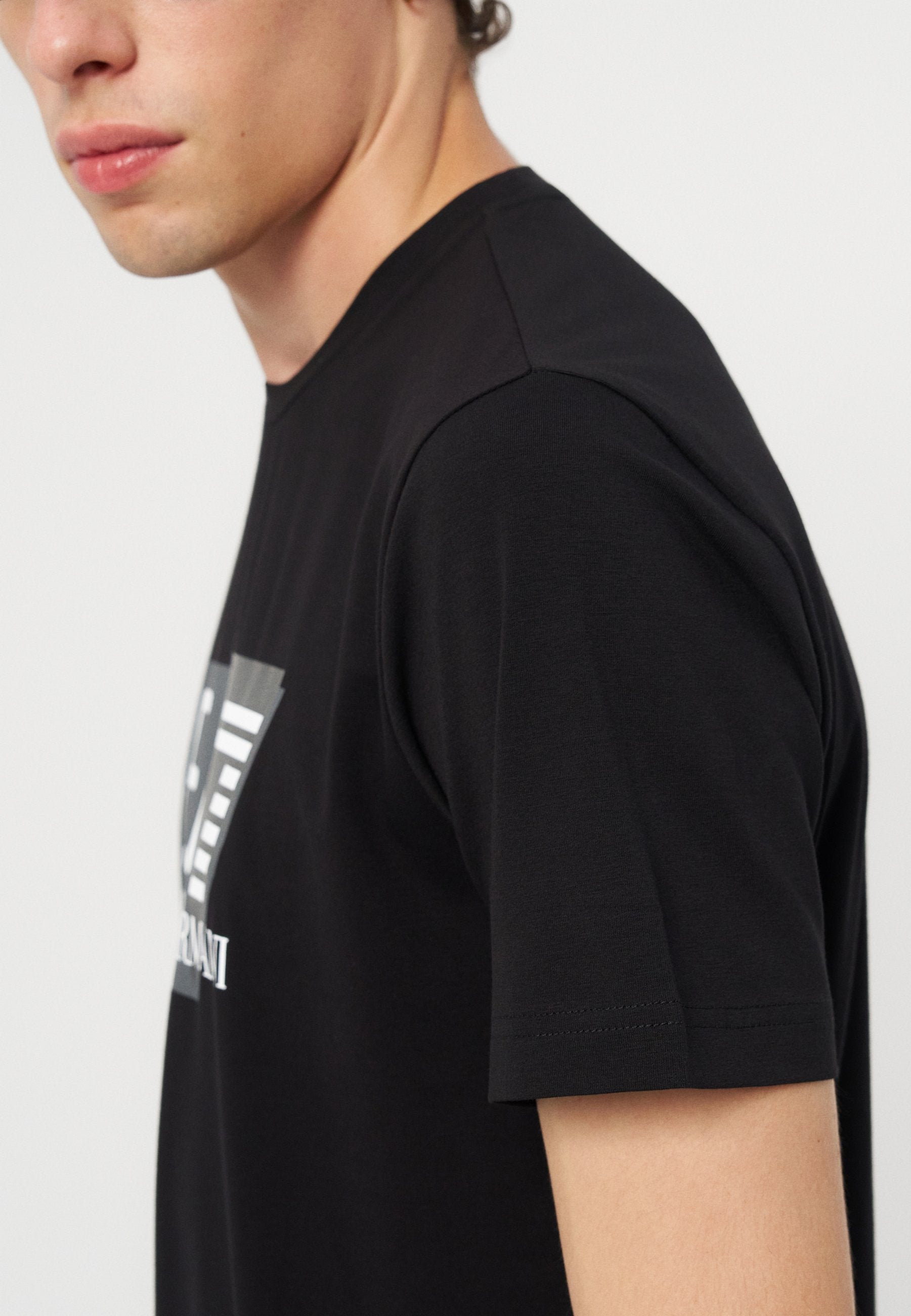 EA7 Emporio Armani T-Shirt print Media 6