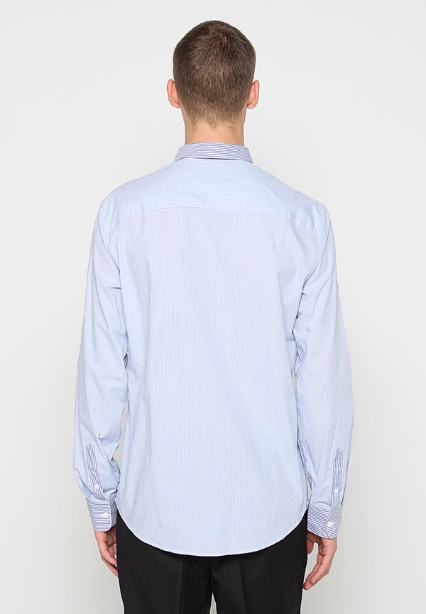 Armani Exchange REGULAR FIT