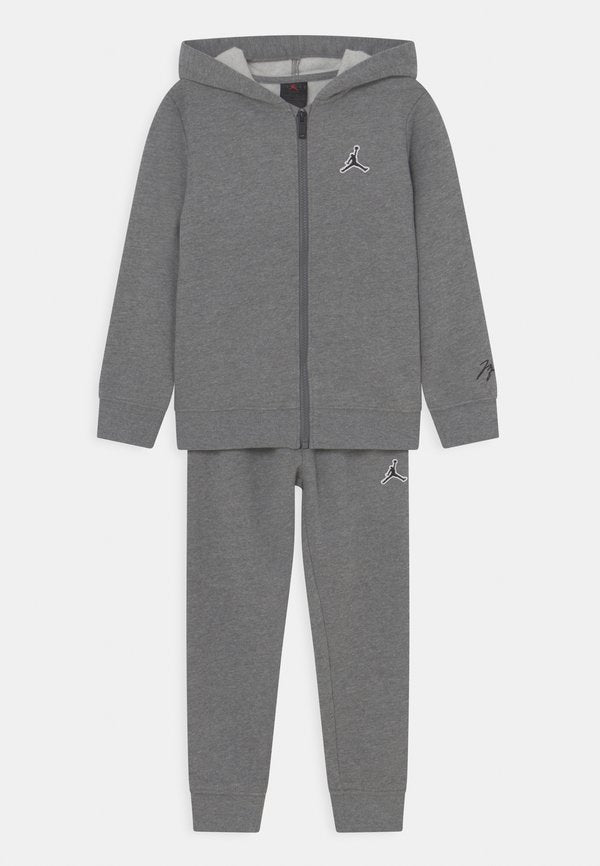 Jordan ESSENTIALS SET