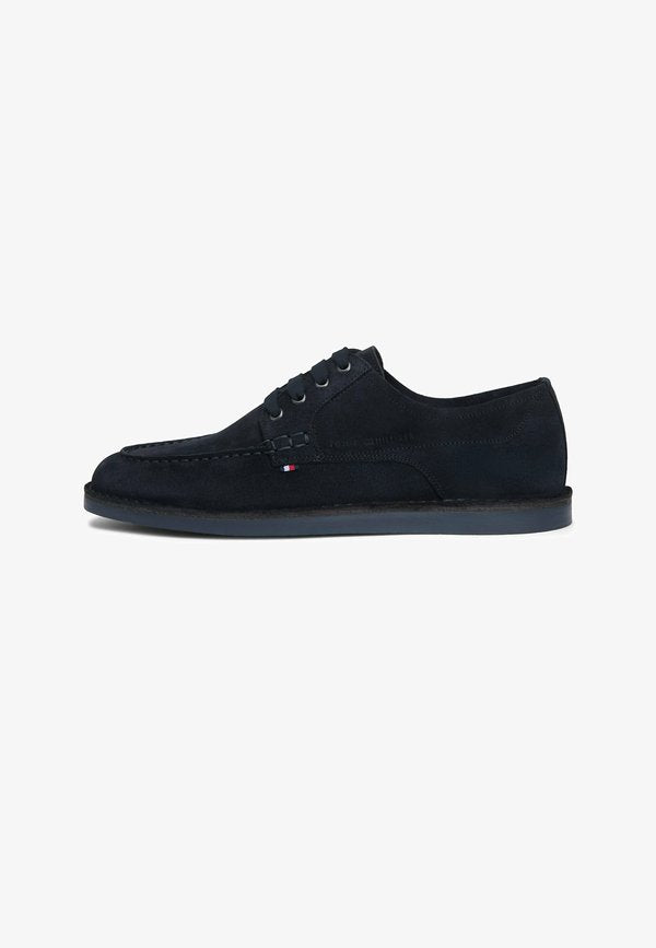 Tommy Hilfiger SUEDE TOPSTITCH DERBY SHOES - Casual lace-ups - navy blue