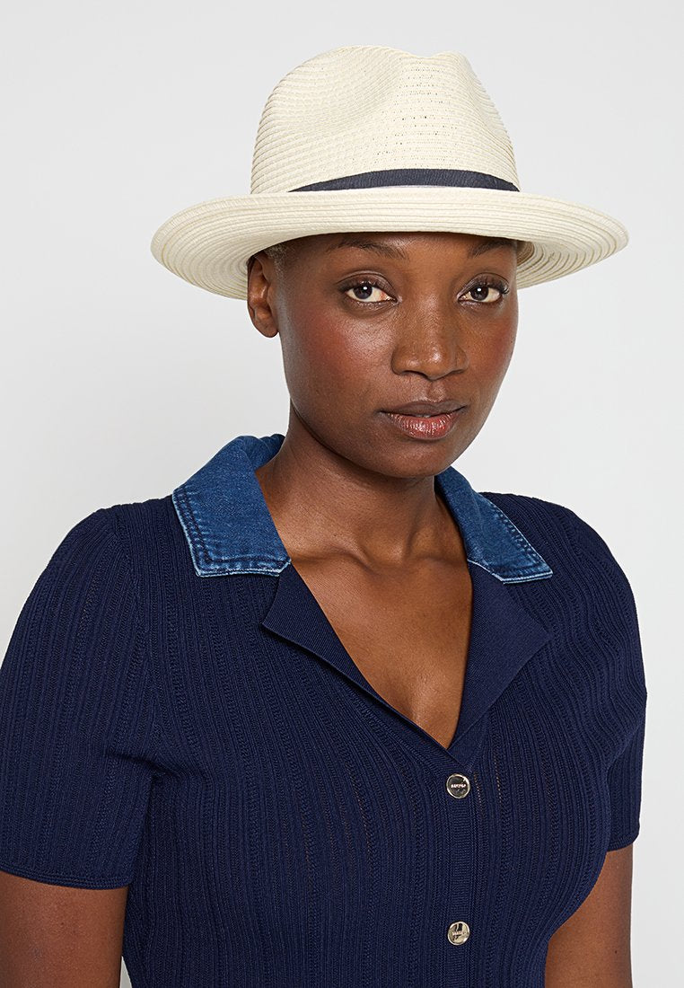 bugatti FEDORA