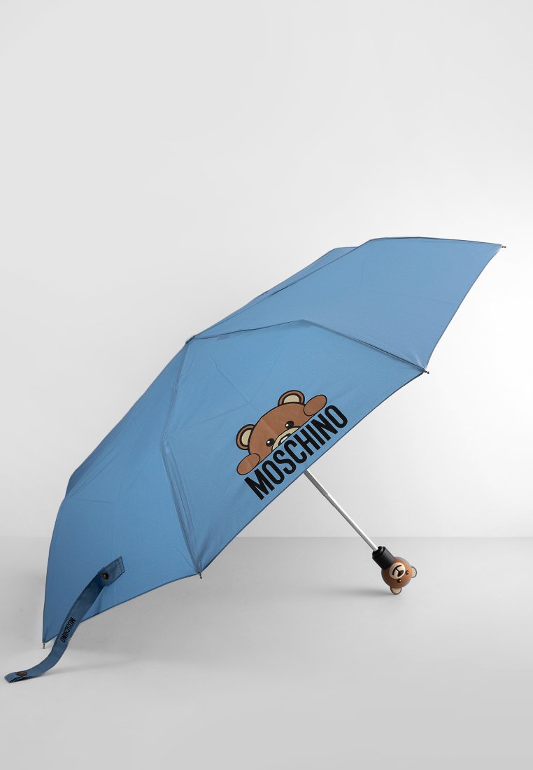 MOSCHINO
