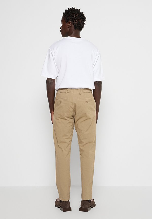 NN.07 THEODOR REGULAR FIT
