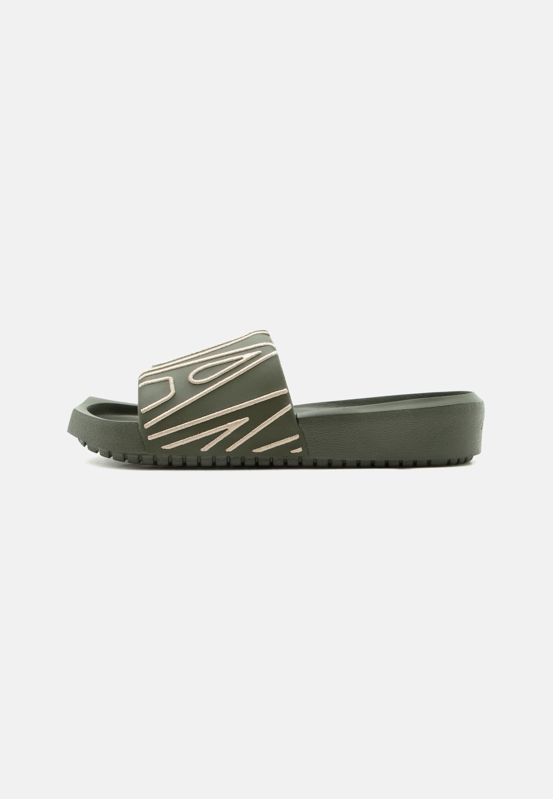 Jordan NOLA SLIDE