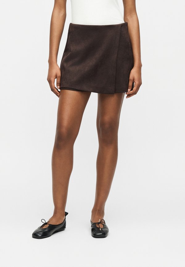 Vero Moda VMHAZEL - Shorts - chocolate torte