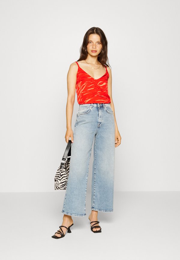 ONLY Petite ONLBELLA SLIP