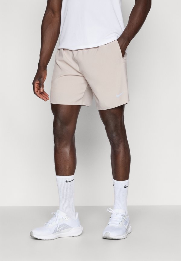 Nike Performance CHALLENGER SHORT - Sports shorts - moon particle/black/reflective silver-coloured