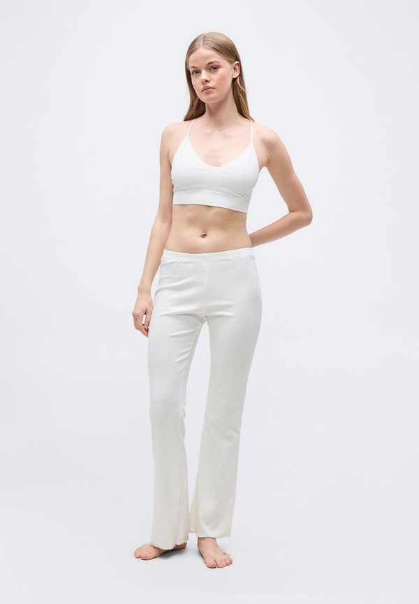 Even&Odd FLARED CORE LEGGINGS