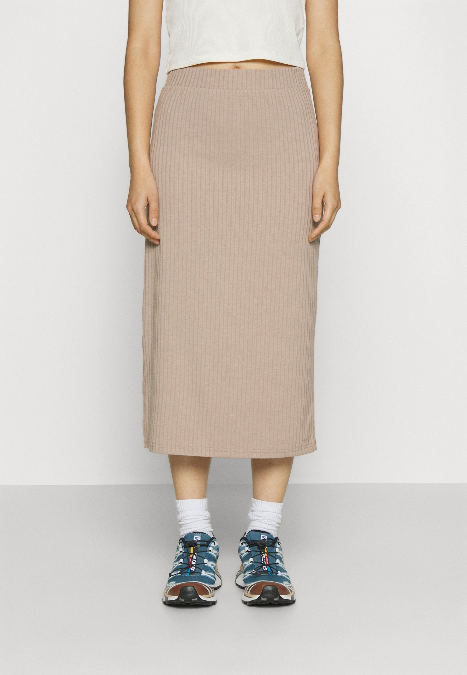 Pieces Petite PCKYLIE MIDI SKIRT