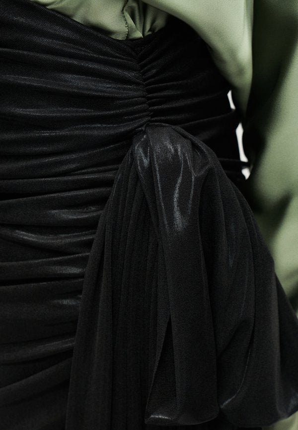 Norma Kamali DIANA PICKLEBALL SKIRT BOW