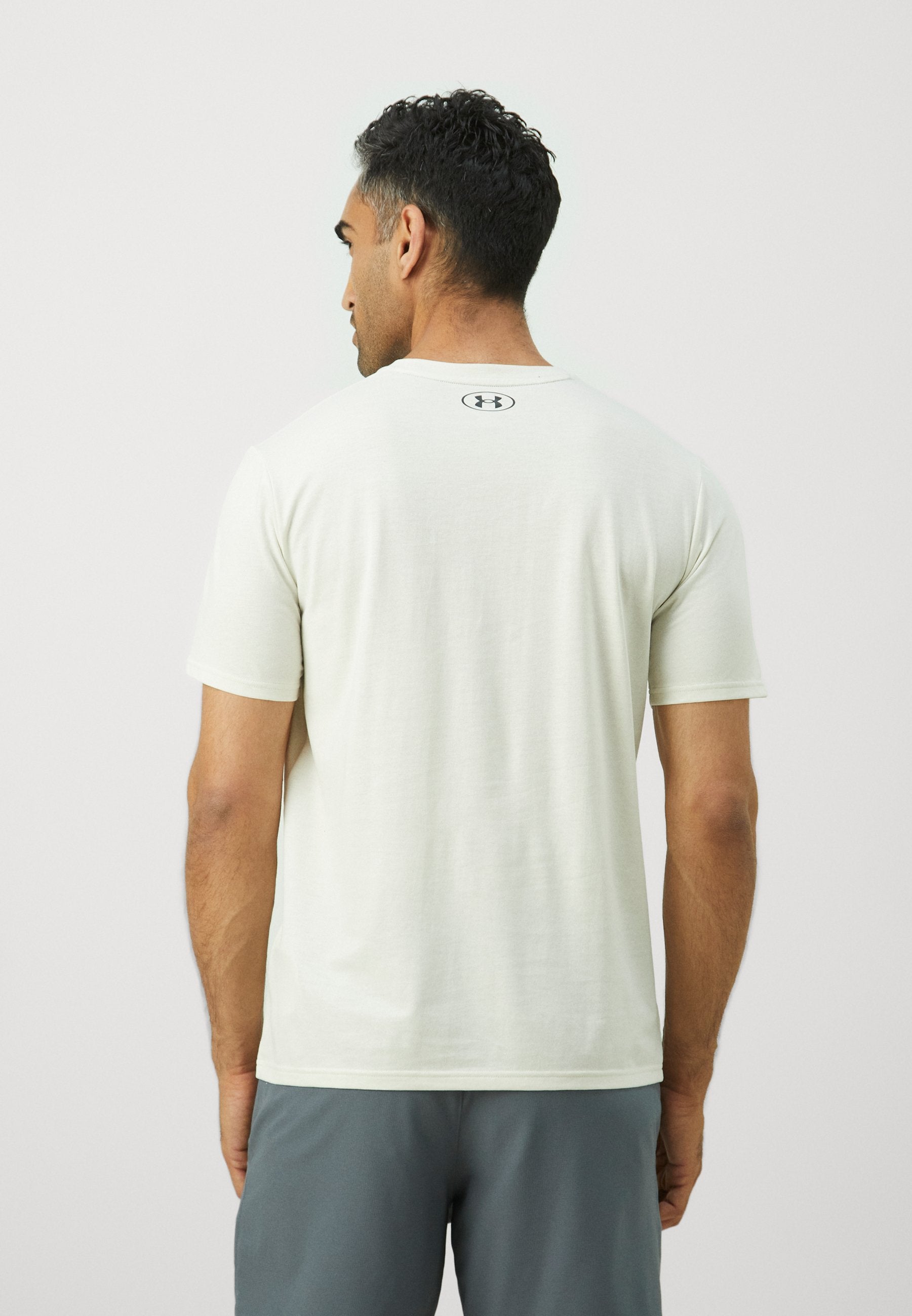 Under Armour BRAHMA BULL