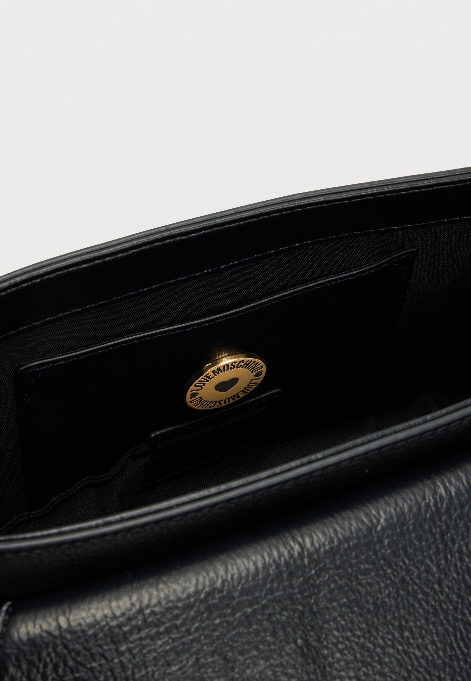 Love Moschino