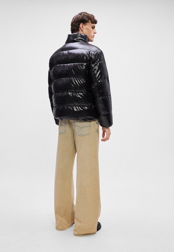 Calvin Klein GLOSSY CHANNELED PUFFER