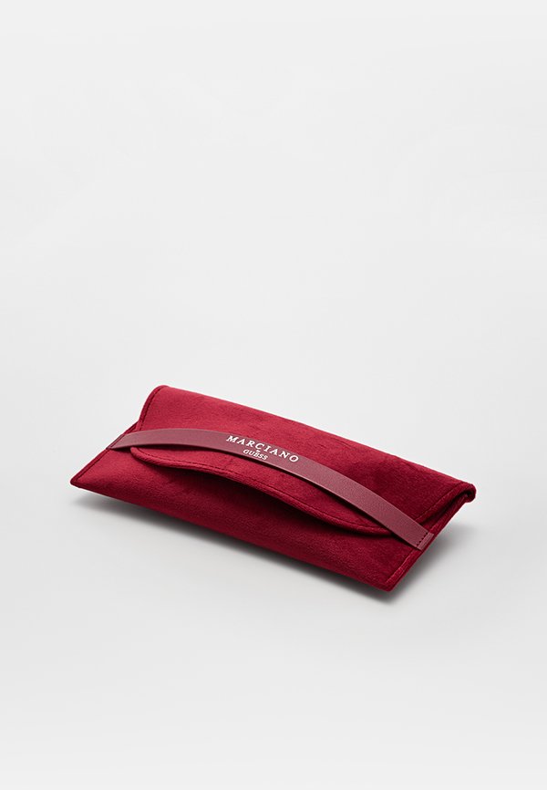 MARCIANO BY GUESS