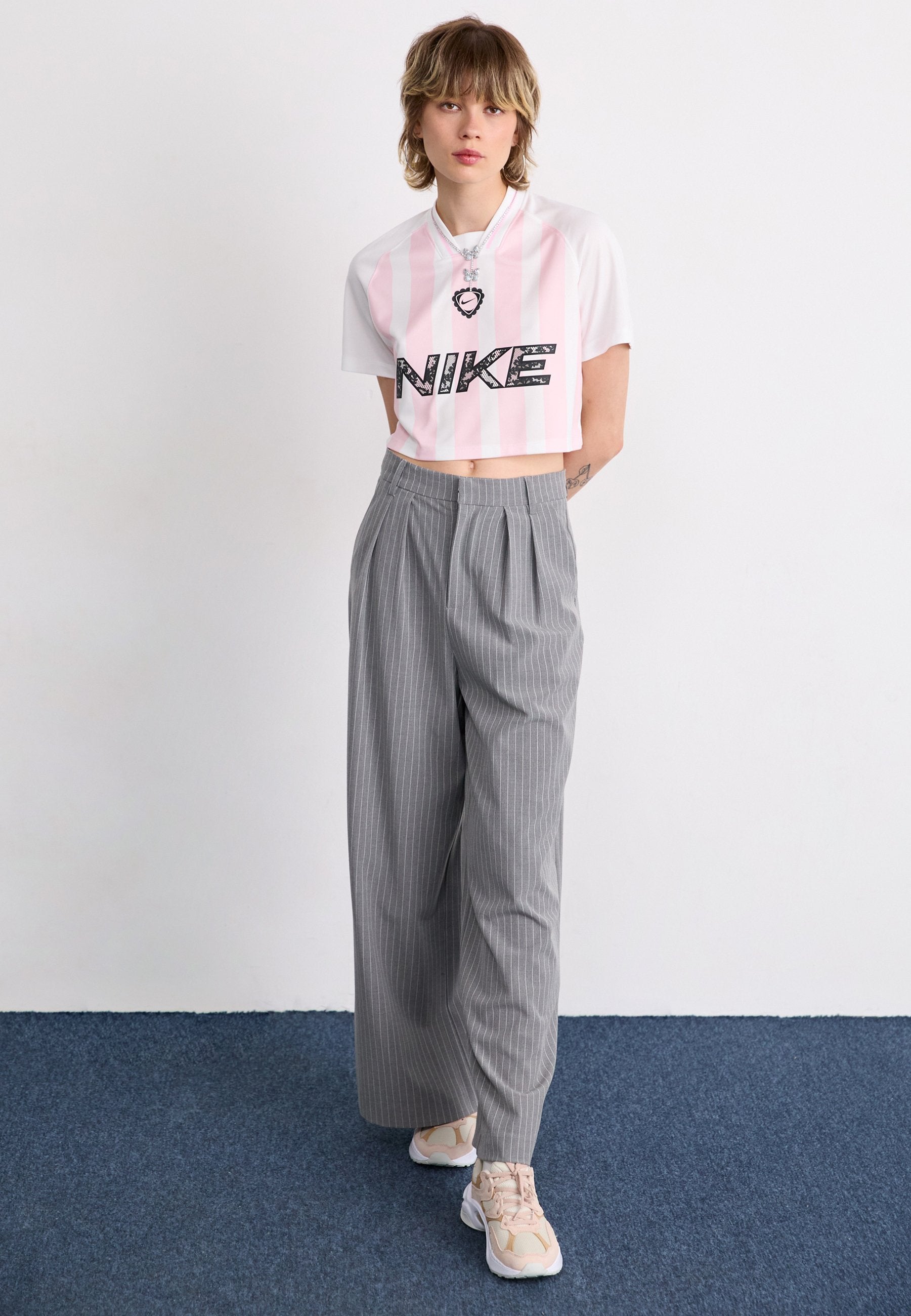Nike Sportswear AL8
