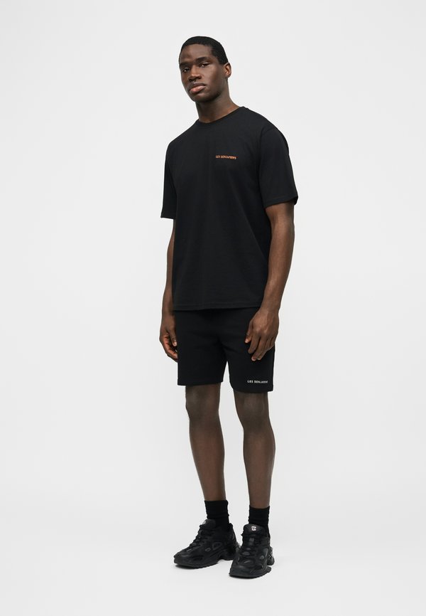 Les Benjamins SHORT SLEEVE TEE UNISEX