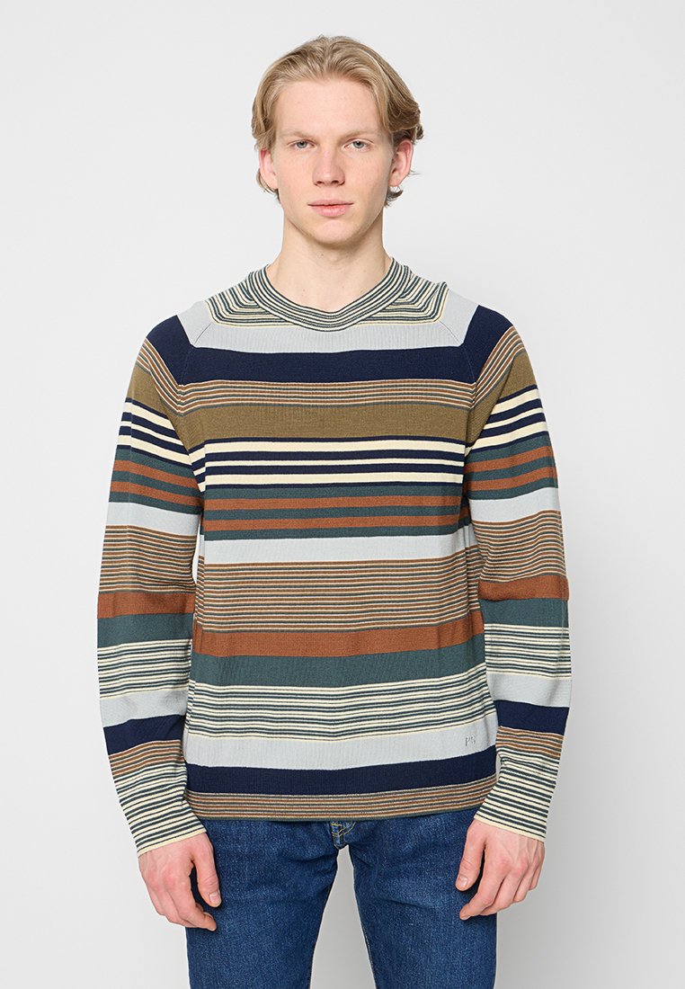 Gestreifter Pullover mit langen Ärmeln in Blau-, Grün-, Braun- und Grautönen; mit einem gerippten Halsausschnitt und strukturierter Stoff.
