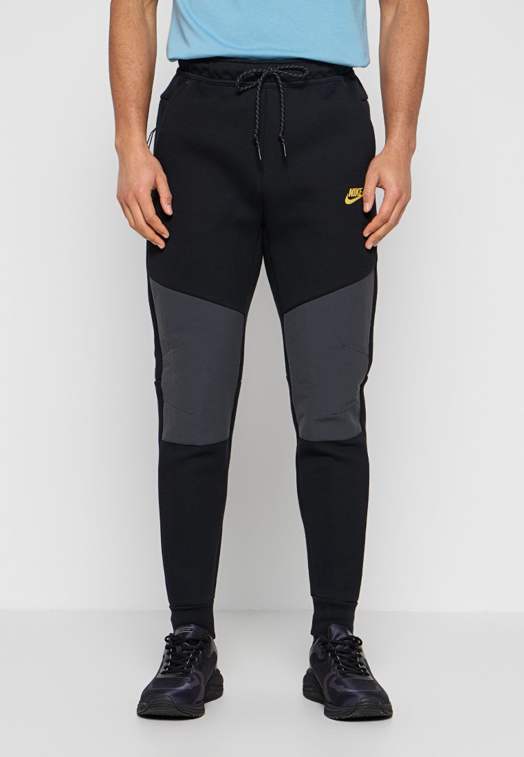 Nike Sportswear