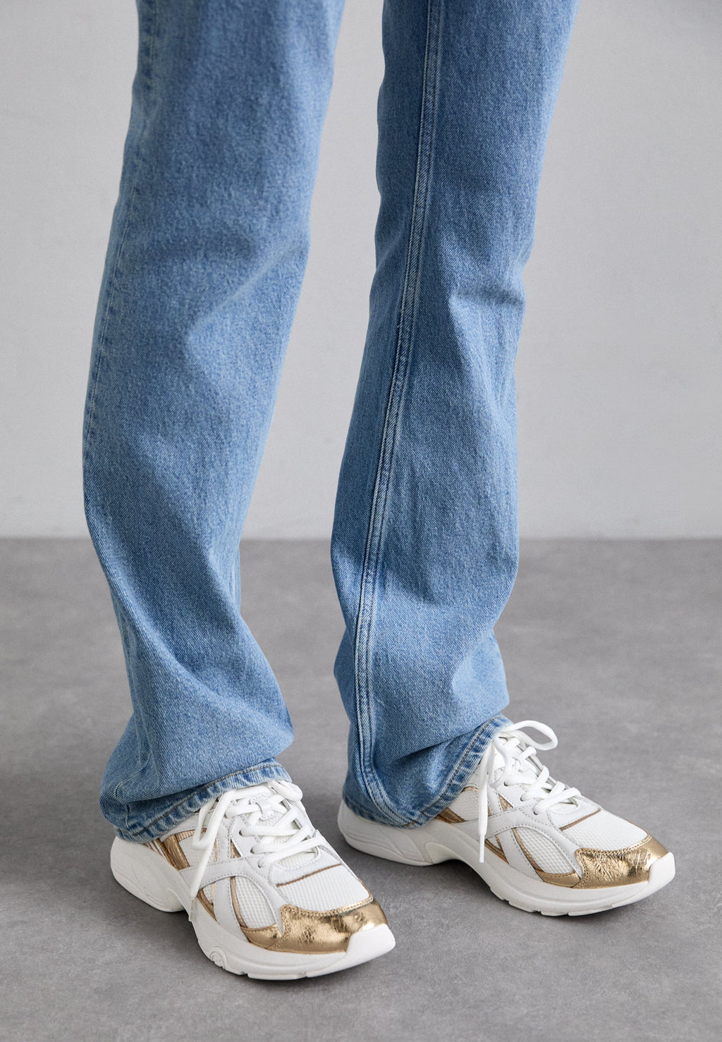 MICHAEL Michael Kors LEO TRAINER