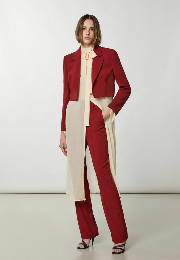 Patrizia Pepe ESSENTIAL CROPPED