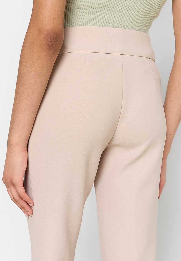 MARCIANO BY GUESS MIRTA