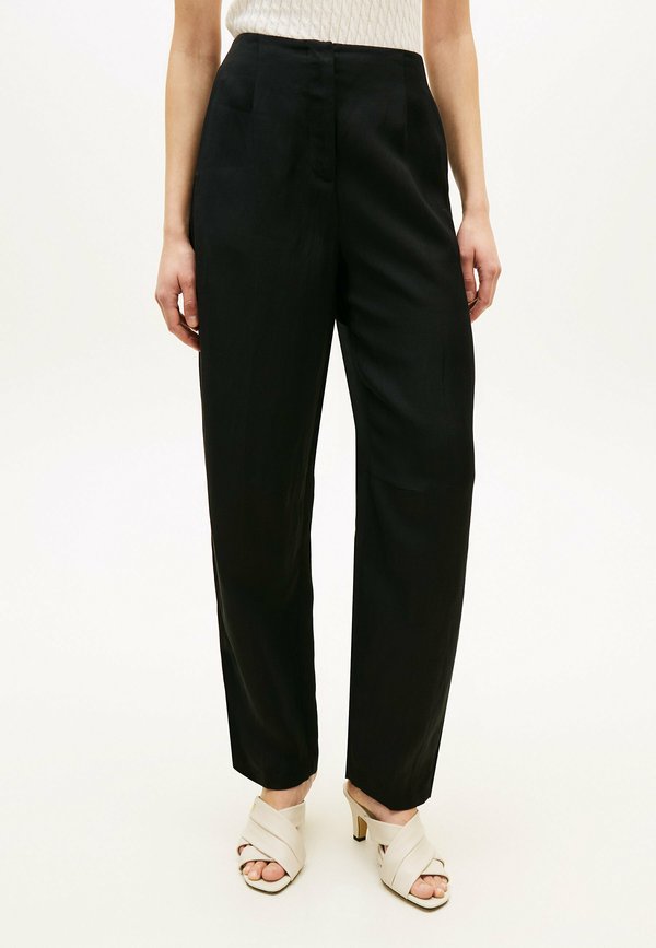 Tommy Hilfiger BLEND BARREL  - Trousers - black
