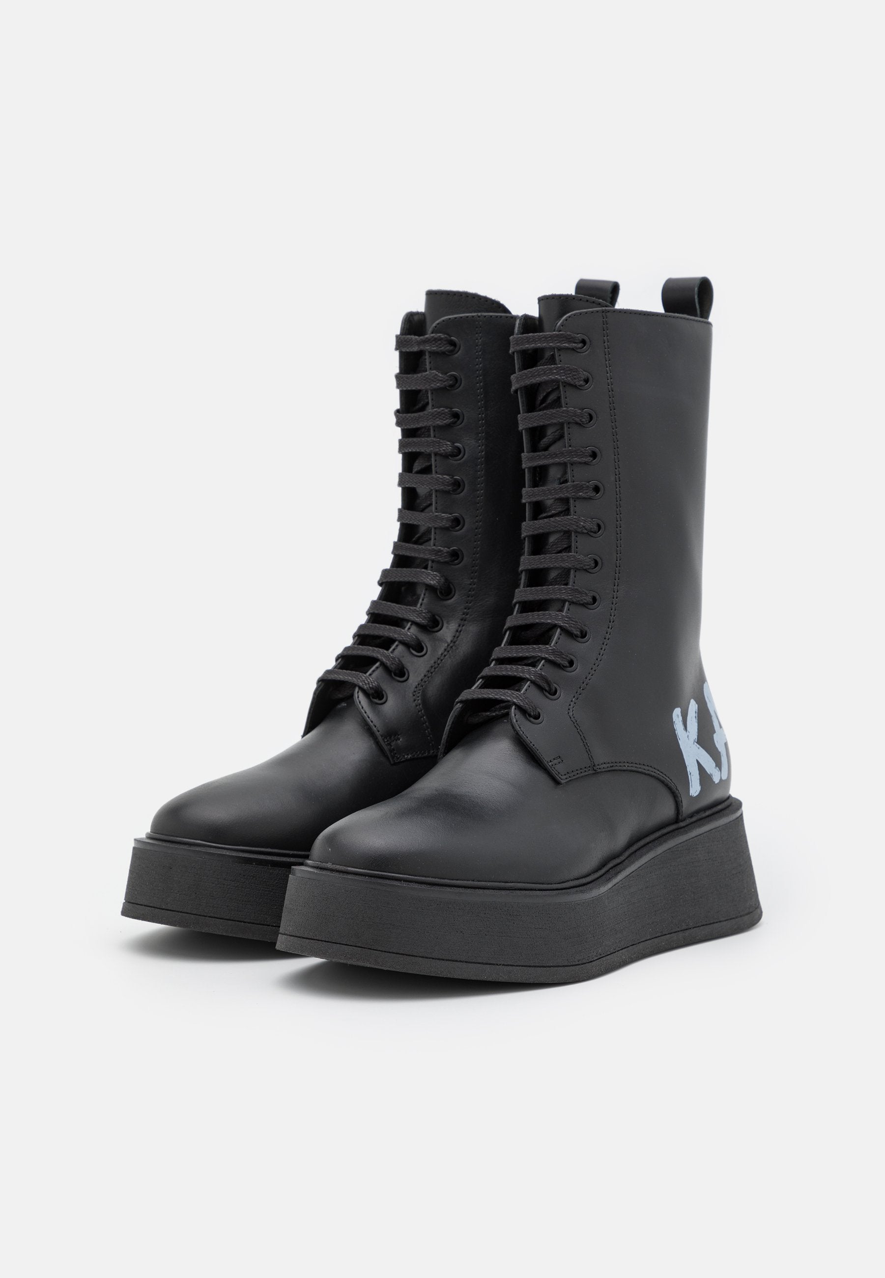 ZEPHYR HI LACE BOOT Media 2