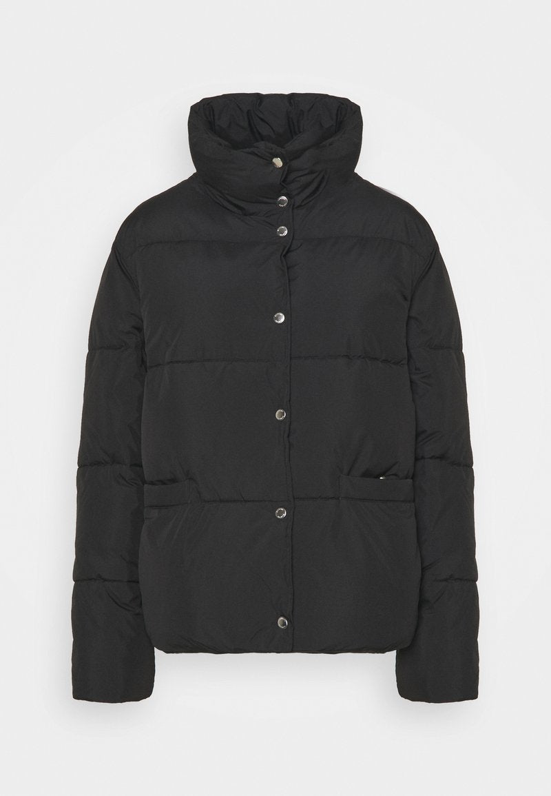 LYRA JACKET Media 1