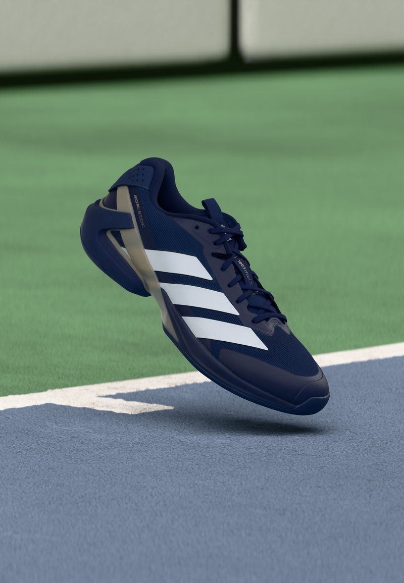 ADIZERO UBERSONIC 5 Media 1