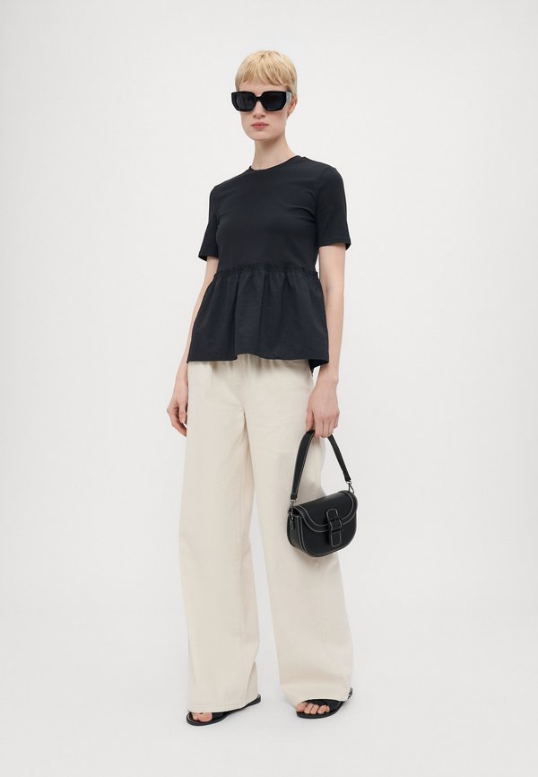 ONLY Tall ONLLIA O NECK MIX