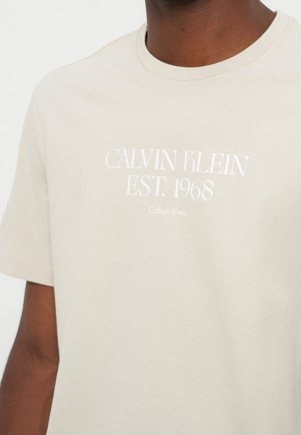 Calvin Klein Jeans